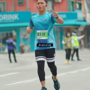 Runner Photo 8830516