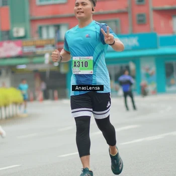Runner Photo 8830533