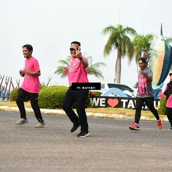Runner Photo 8830541