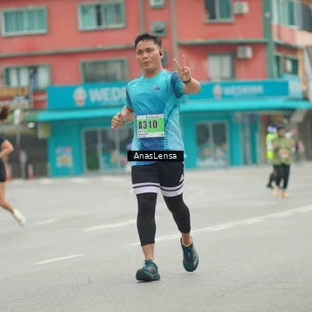 Runner Photo 8830543