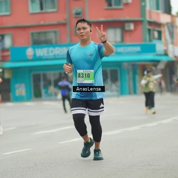 Runner Photo 8830545