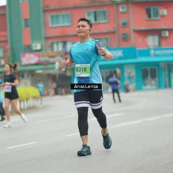 Runner Photo 8830546