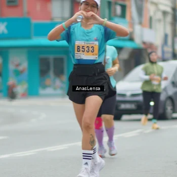 Runner Photo 8830593