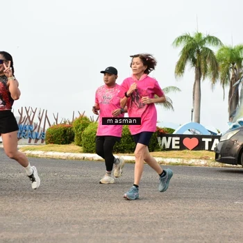 Runner Photo 8830638