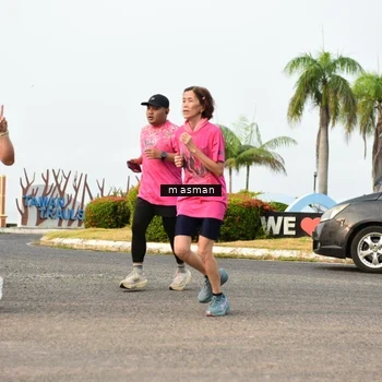 Runner Photo 8830645