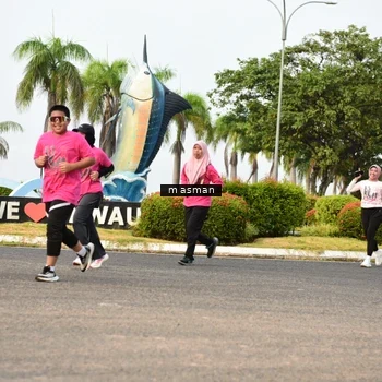 Runner Photo 8830681