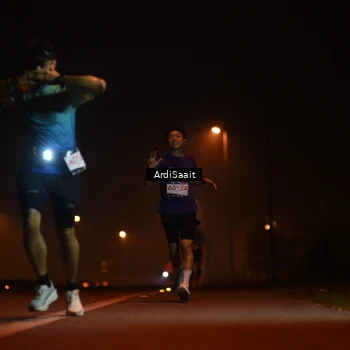 Runner Photo 8830718