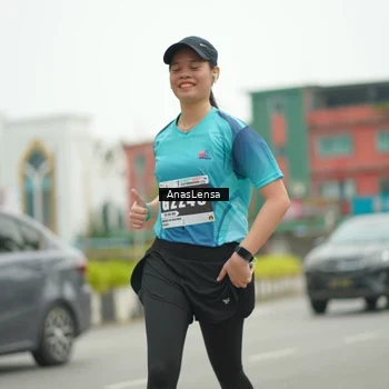 Runner Photo 8830773