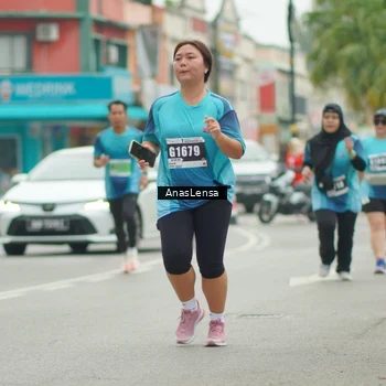 Runner Photo 8830873