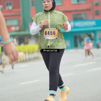 Runner Photo 8830911