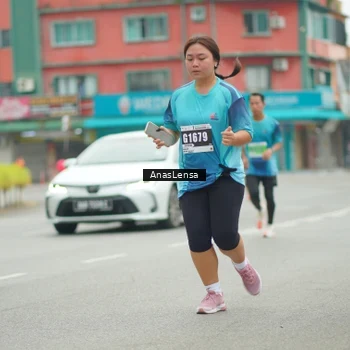 Runner Photo 8830941