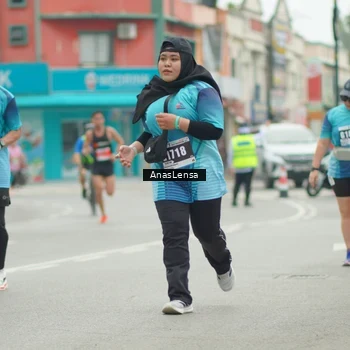 Runner Photo 8830975