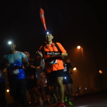 Runner Photo 8831003