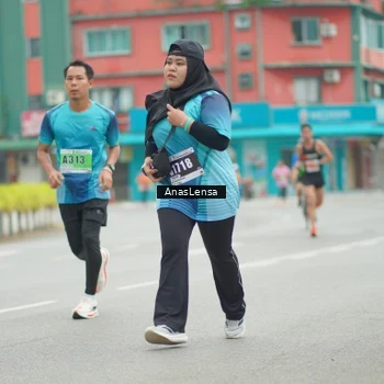 Runner Photo 8831008
