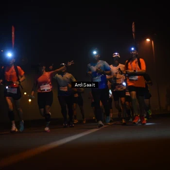 Runner Photo 8831021