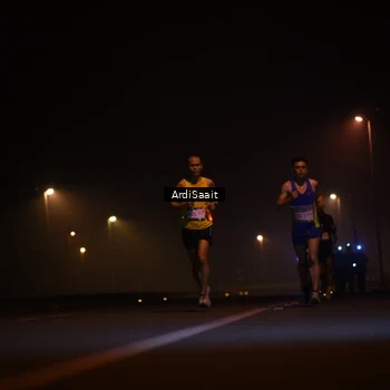 Runner Photo 8831081