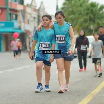 Runner Photo 8831102