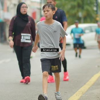 Runner Photo 8831194