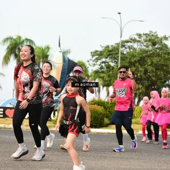 Runner Photo 8831400
