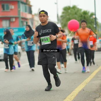 Runner Photo 8831601