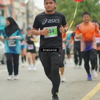 Runner Photo 8831605