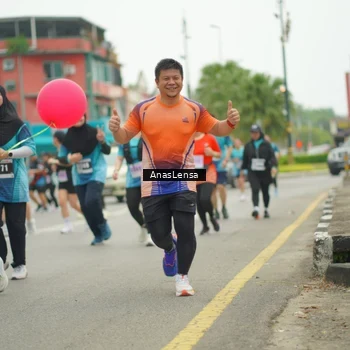 Runner Photo 8831671