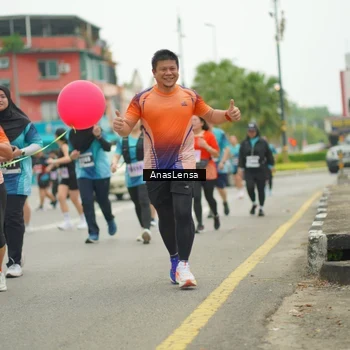 Runner Photo 8831713