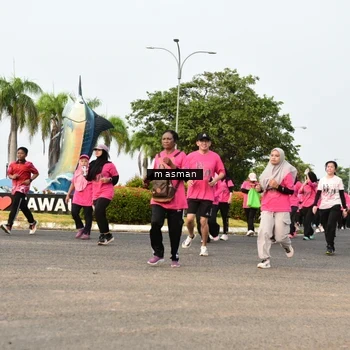 Runner Photo 8832013