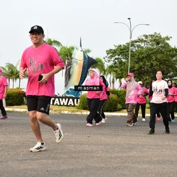 Runner Photo 8832015