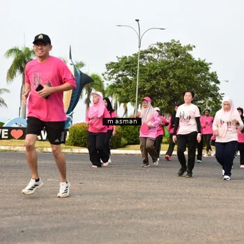 Runner Photo 8832018