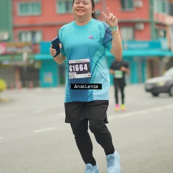 Runner Photo 8832027