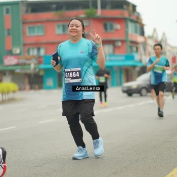 Runner Photo 8832031