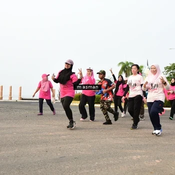 Runner Photo 8832039