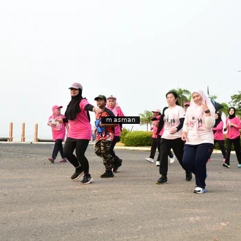 Runner Photo 8832044