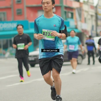 Runner Photo 8832059
