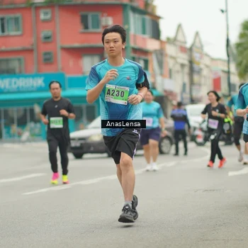 Runner Photo 8832063