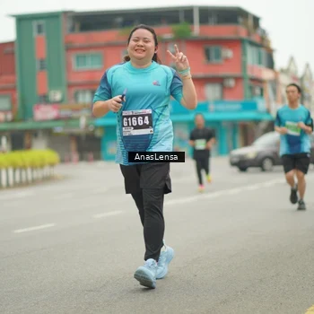 Runner Photo 8832064