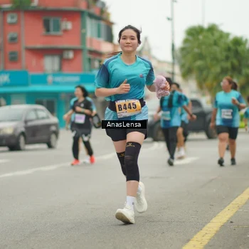 Runner Photo 8832104
