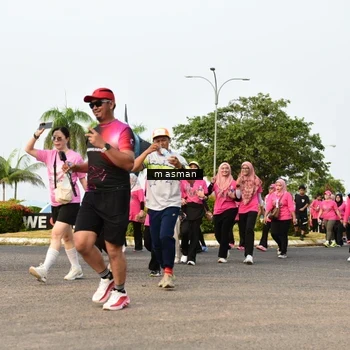 Runner Photo 8832123