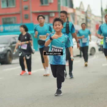 Runner Photo 8832175