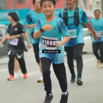 Runner Photo 8832182