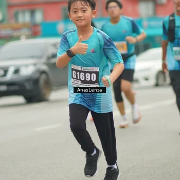 Runner Photo 8832197