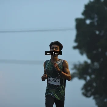 Runner Photo 8832210