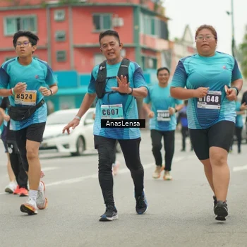 Runner Photo 8832214