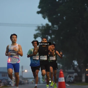 Runner Photo 8832221