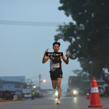 Runner Photo 8832256