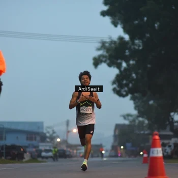 Runner Photo 8832275