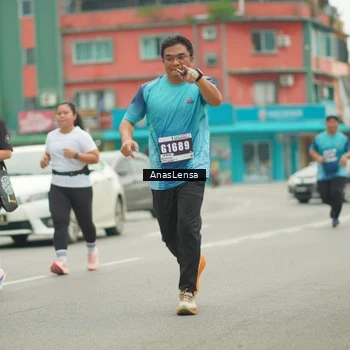Runner Photo 8832277