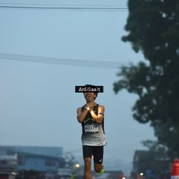 Runner Photo 8832305