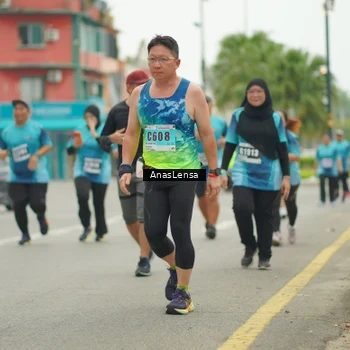 Runner Photo 8832308